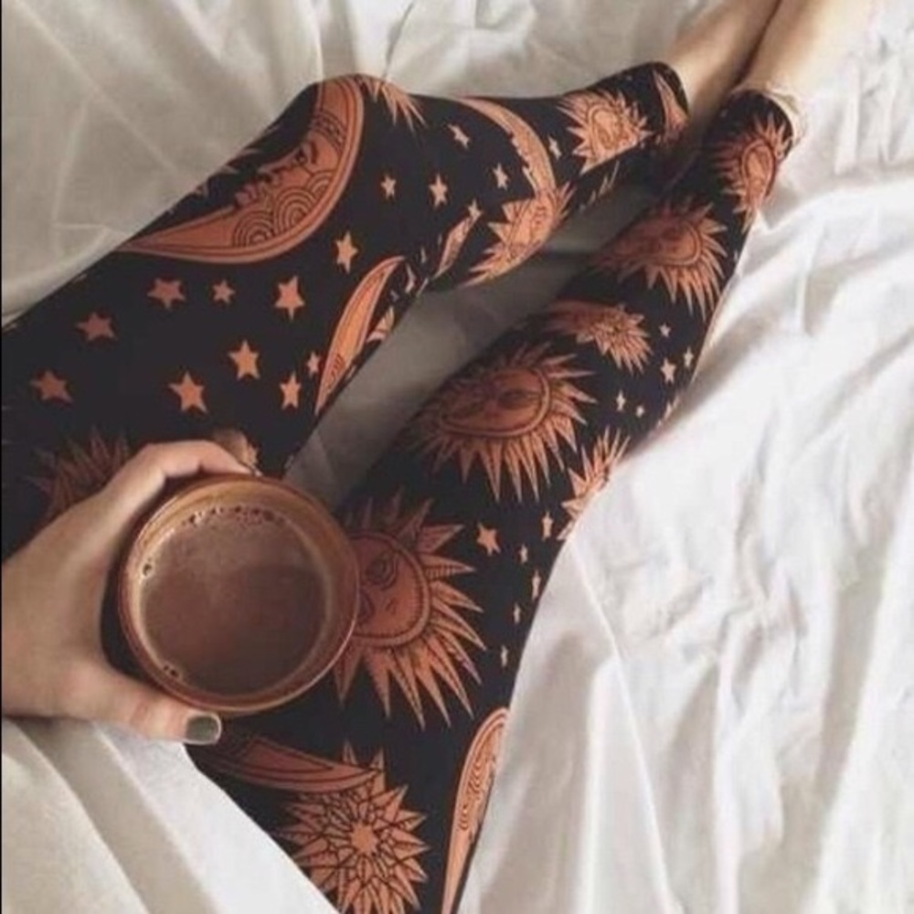 See You Monday celestial leggings 🌞🌚